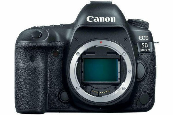 Canon EOS 5D Mark IV DSLR Digital Camera - Body Only Hot on Sale